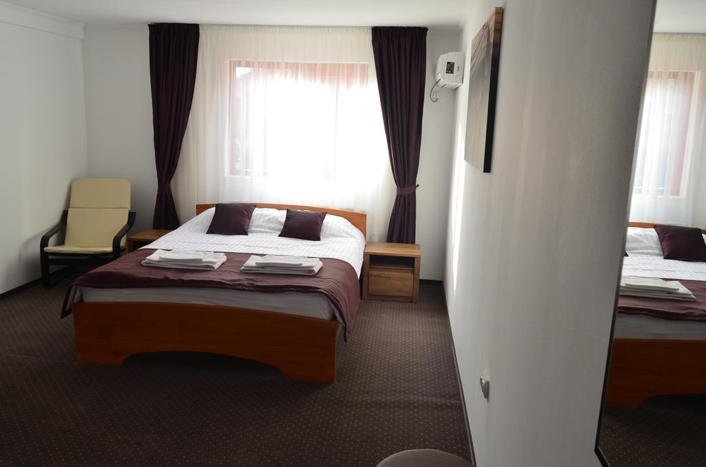 Casa Someseana Guest House Gilgau Bagian luar foto