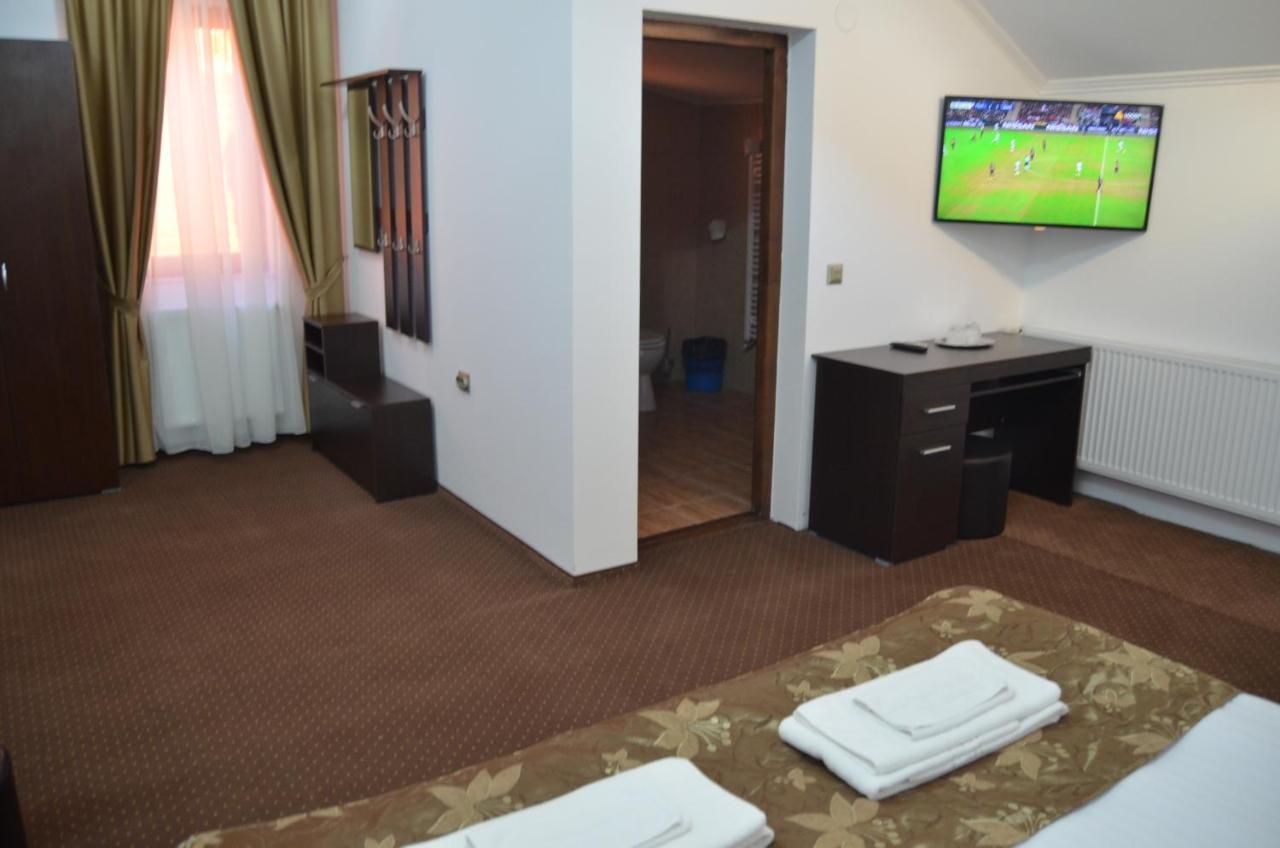 Casa Someseana Guest House Gilgau Bagian luar foto