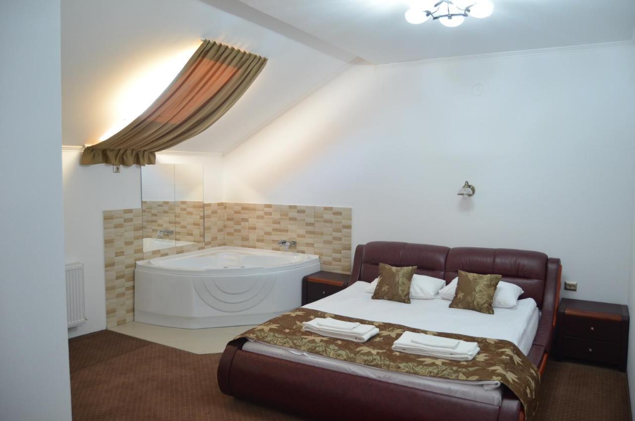 Casa Someseana Guest House Gilgau Bagian luar foto