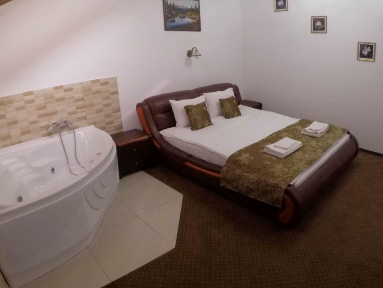 Casa Someseana Guest House Gilgau Bagian luar foto